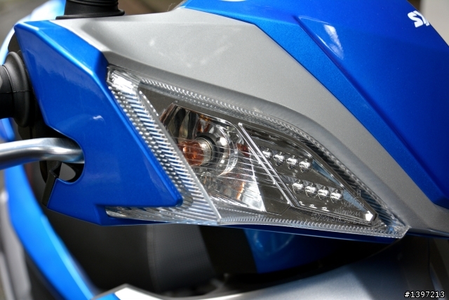 2014/03/04 Fighter 6代 藍銀開箱