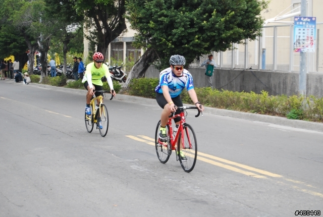 2014年3/9高雄愛河鐵人賽自行車起點出發照片
