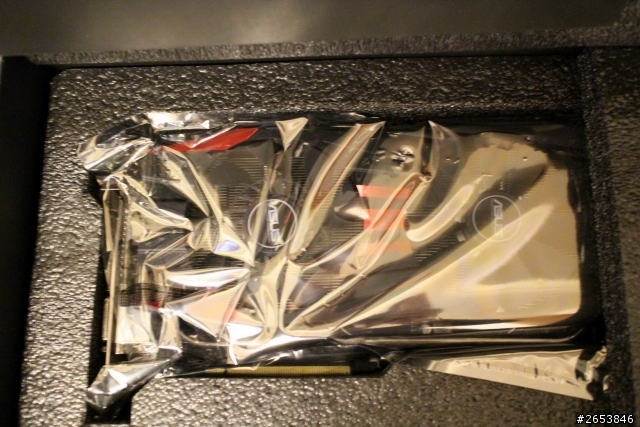 [開箱] 非公版散熱解決方案 ASUS R9 290X DirectCU II