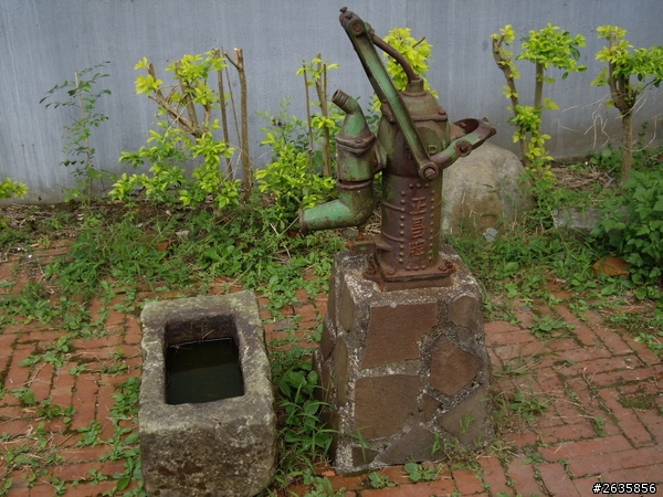 30年老舊衛浴.廚房翻修問題