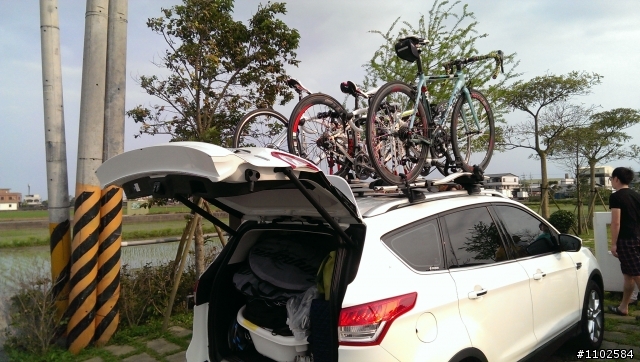 KUGA+5台單車，4+10的旅行方式