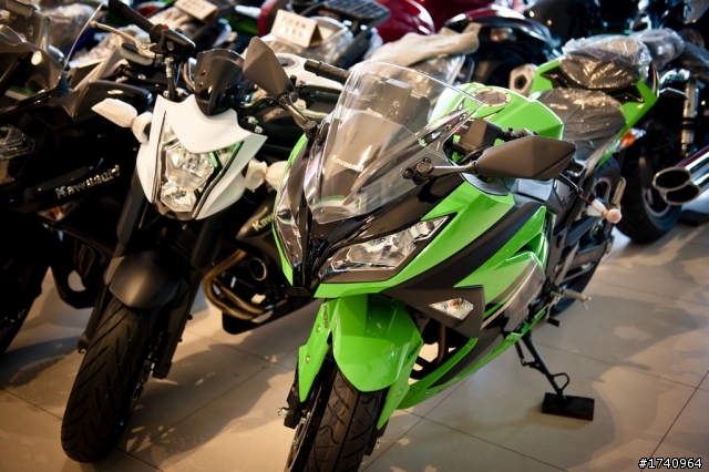 Kawasaki Ninja Z1000SX 開箱!! [警告：圖多慎入]
