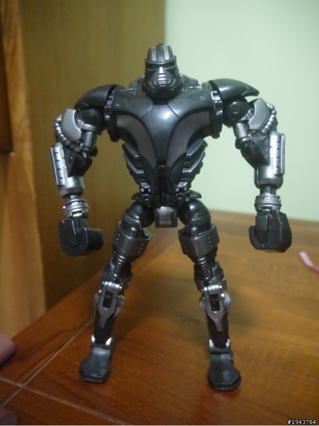 鋼鐵擂台(Real Steel)  ZENS V.S Atom