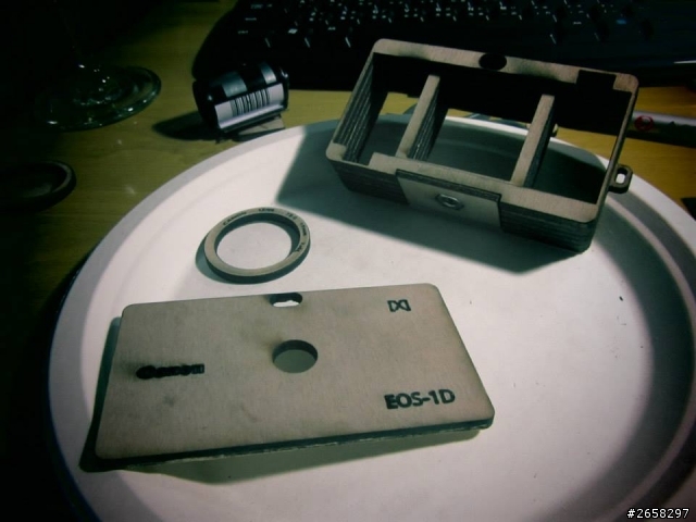 自製木質針孔相機