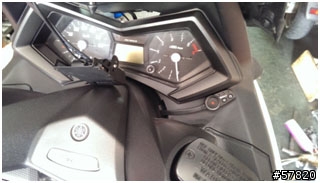 【開箱】FOXeye GC1 行車記錄器，前後雙主機on TMAX530（新增夜間錄影檔）
