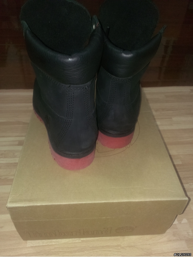 TIMBERLAND  6-Inch Premium Boot 不是黃靴是黑紅靴! ! !