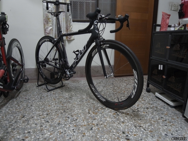 低調的分享～ＦＥＬＴ Ｆ1