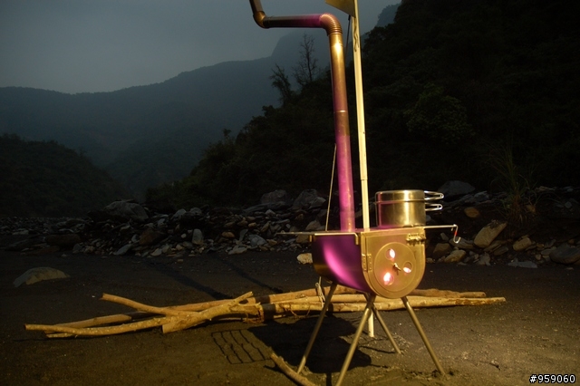 多納紅塵峽谷野營