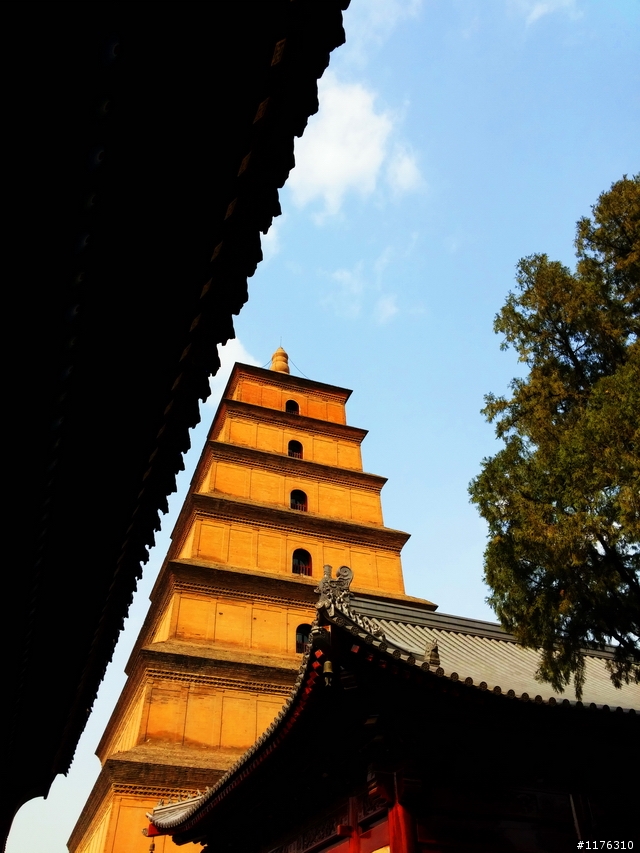 絲路思路 . 一個人旅行 . 穿越時空千里