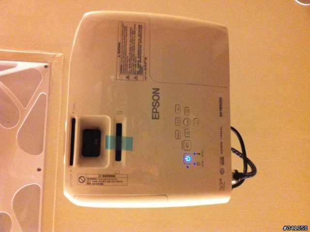 我家也有EPSON EH-TW5200囉... [開箱]