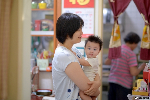 『圖多』 我的，大眼睛女孩。（D600)