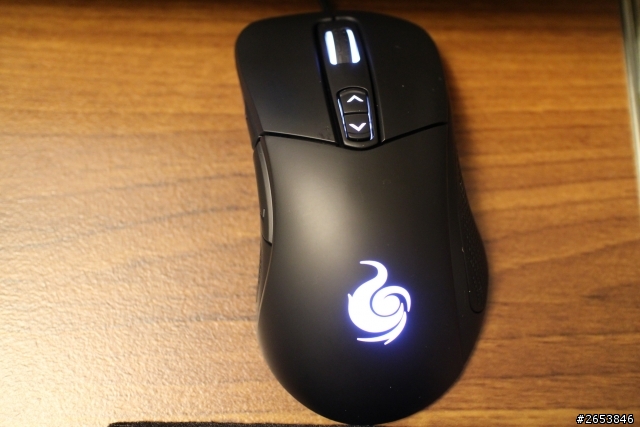[開箱] Cooler Master 電競滑鼠 2014 最新作品 Mizar 弒日狼