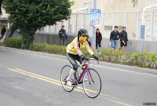 2014年3/9高雄愛河鐵人賽自行車起點出發照片