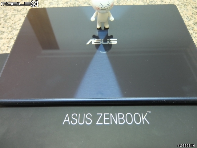 [開箱] ASUS Zenbook 再進化 UX301 深秘藍，耀眼登場
