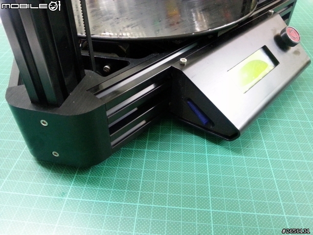 《Atom 3D印表機》超帥台灣的3D奇機的開箱、組裝分享