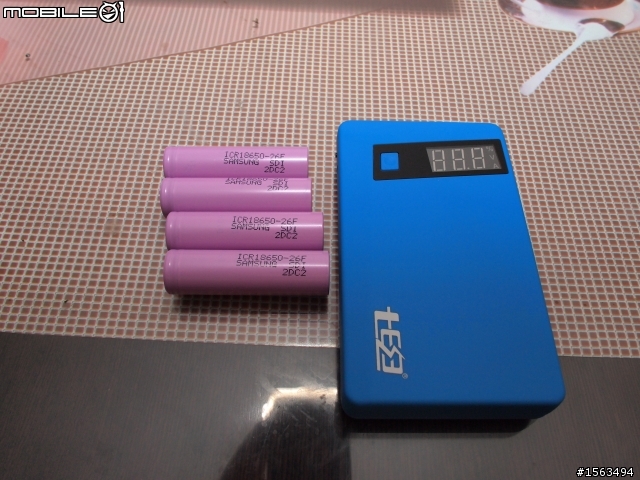 真實容量~10400mah行動電源PK戰~小米電源 vs 七電samsung*4~圖多