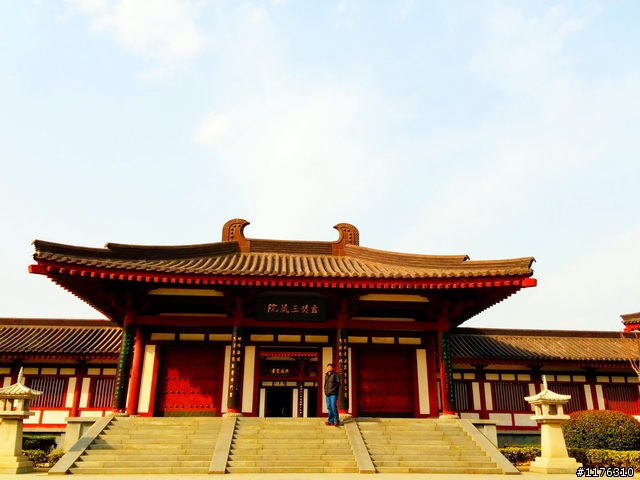 絲路思路 . 一個人旅行 . 穿越時空千里