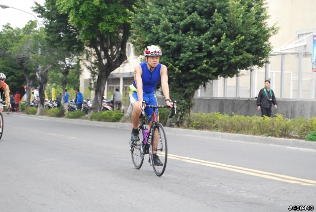 2014年3/9高雄愛河鐵人賽自行車起點出發照片