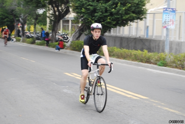 2014年3/9高雄愛河鐵人賽自行車起點出發照片