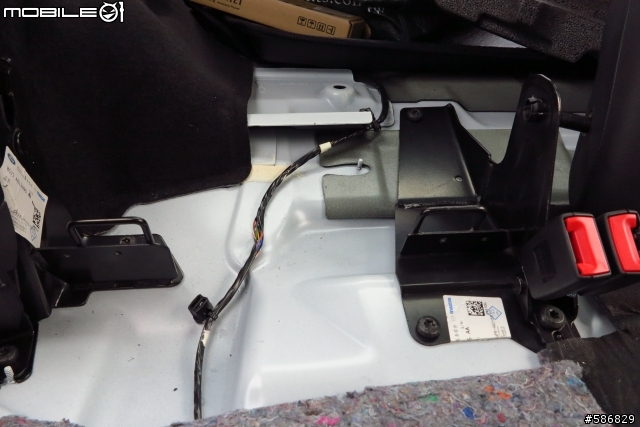 大蟒 Mondeo MK4 ISOFIX 最完整安裝(正副駕的後座都有)