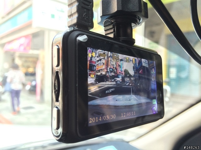 GT680W GPS 行車紀錄器開箱 順便 PK G1W白牌機 [兩台皆為聯詠NTK96550+AR0330]