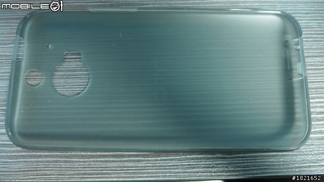 大家都在開箱!我也要開箱M8(緩慢增加圖片)