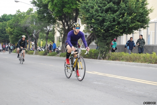 2014年3/9高雄愛河鐵人賽自行車起點出發照片