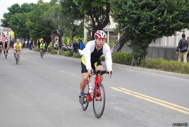 2014年3/9高雄愛河鐵人賽自行車起點出發照片