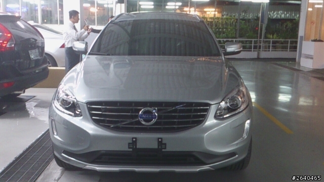正2014 XC60 D4 閃電銀開箱