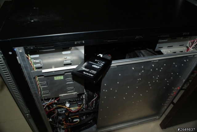 [簡易開箱] 大肚量的ADATA Premier Pro SP600 256G