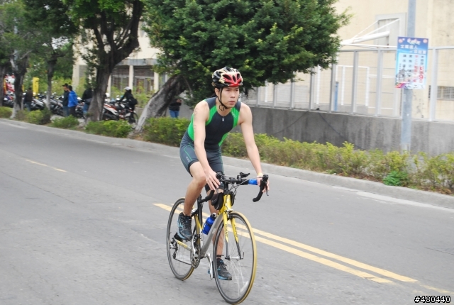 2014年3/9高雄愛河鐵人賽自行車起點出發照片