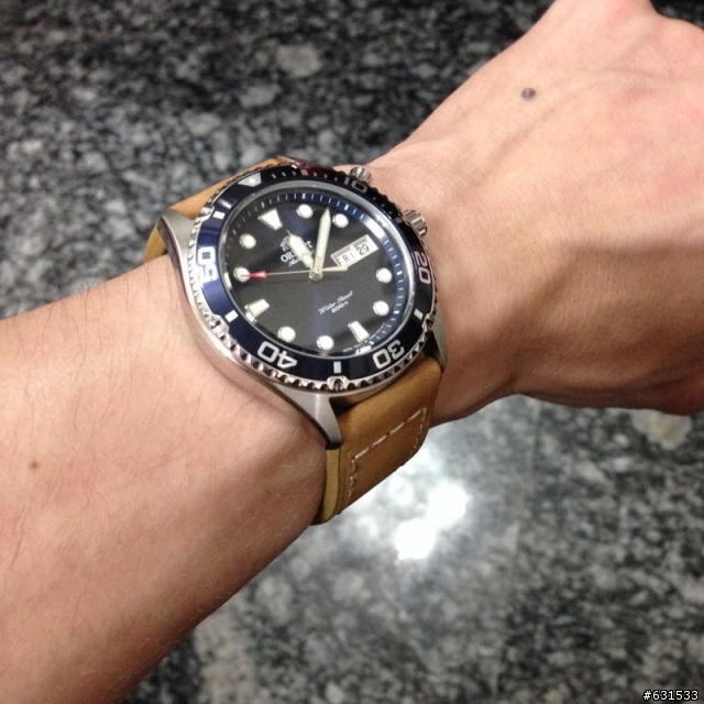 [開箱]Orient Ray 機械錶(FEM6500CD)+Crown & Buckle 錶帶