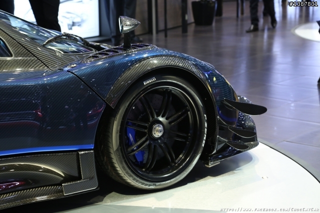 義大利精品超跑 Pagani Huayra& Zonda Revolucion圖多分享