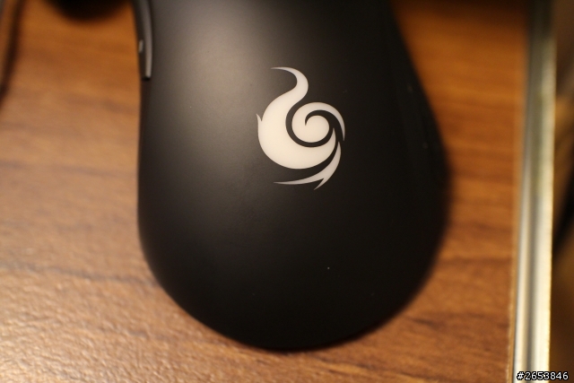 [開箱] Cooler Master 電競滑鼠 2014 最新作品 Mizar 弒日狼