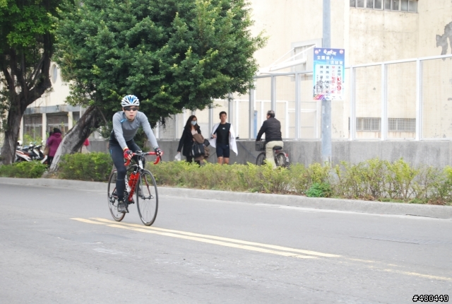 2014年3/9高雄愛河鐵人賽自行車起點出發照片