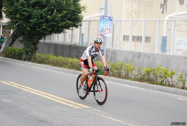 2014年3/9高雄愛河鐵人賽自行車起點出發照片
