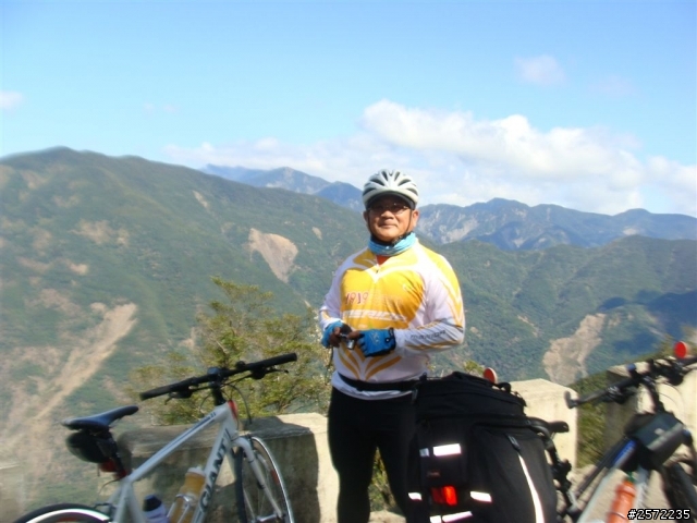 三個老頑童的轉大漢之旅