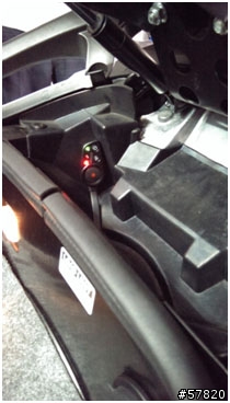 【開箱】FOXeye GC1 行車記錄器，前後雙主機on TMAX530（新增夜間錄影檔）
