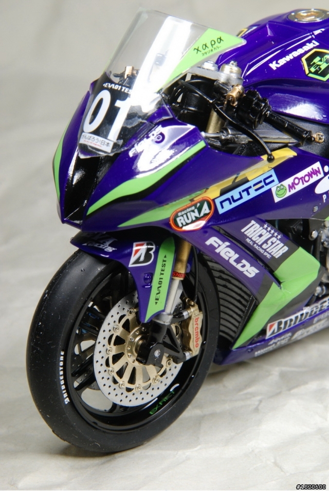 <圖片分享>鈴鹿8耐の ZX-10R初号機樣式