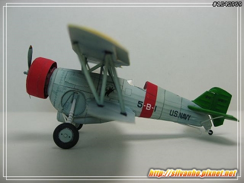 紙模 - Curtiss BF2C Hawk 雙翼飛機