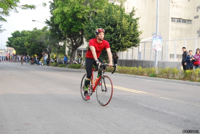 2014年3/9高雄愛河鐵人賽自行車起點出發照片