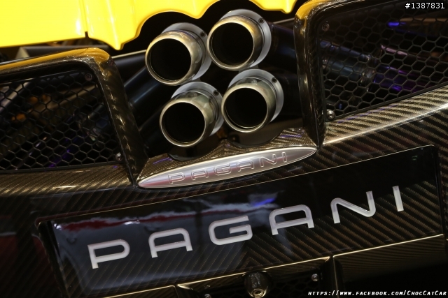 義大利精品超跑 Pagani Huayra& Zonda Revolucion圖多分享