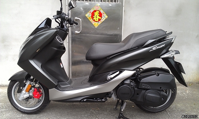 開箱我的愛車///yamaha s max///