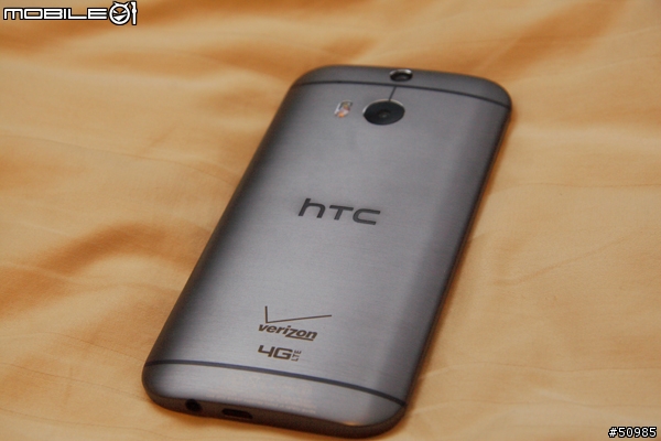 [簡單開箱] HTC One M8  - 新增 Dot View Cover開箱