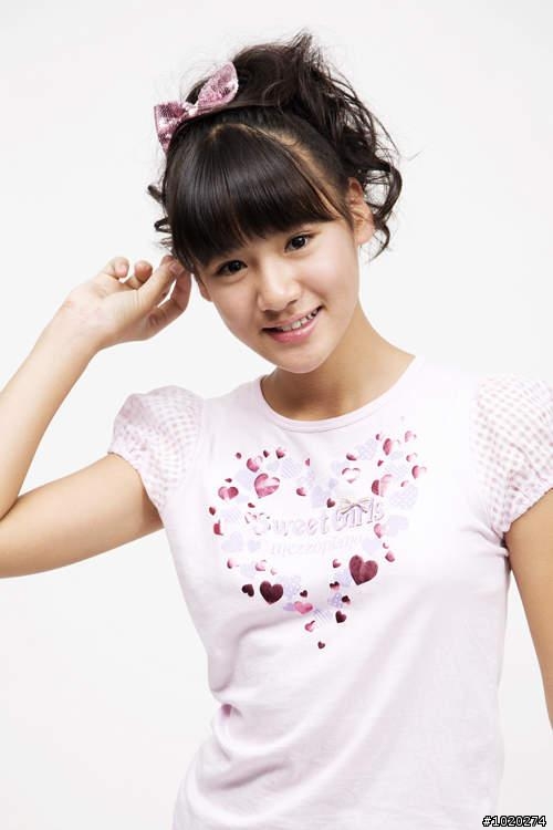 俗話說的好"虎父無犬子 鷹爸有萌女",日本摔角天王武藤敬司愛女,你心動了嗎?