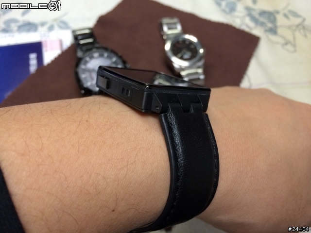 [分享] PEBBLE STEEL 金屬版新款智慧手錶動手玩！2014/03/05更新