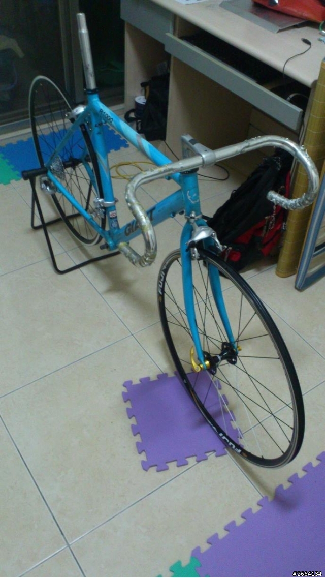 平價車種 也能變戰駒(捷安特-R1000)