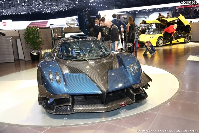義大利精品超跑 Pagani Huayra& Zonda Revolucion圖多分享