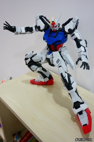 PG 1/60 Strike Gundam