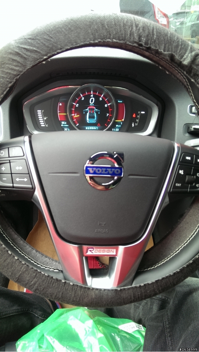 2014年式 s60 T5 R-design(6速) 火艷紅 開箱